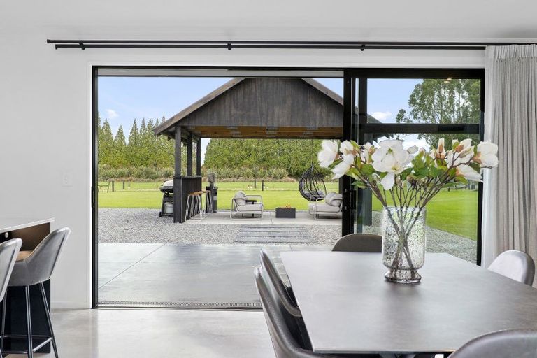 Photo of property in 14 Walford Way, Darfield, 7571