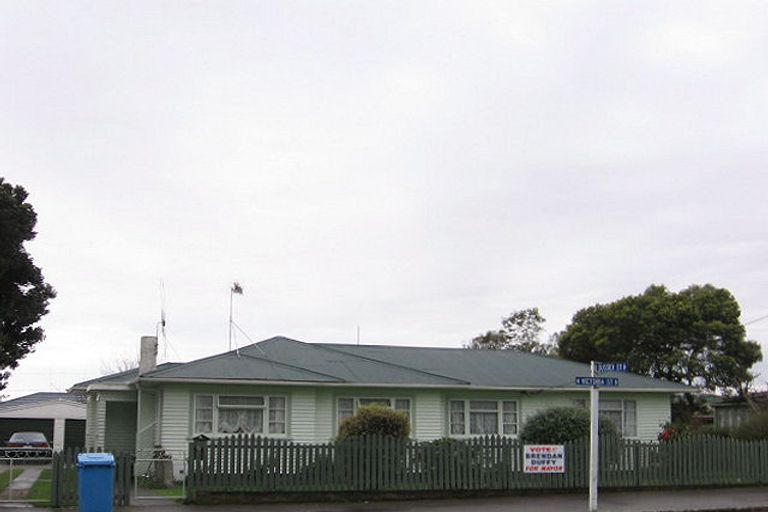 Photo of property in 24 Victoria Street, Levin, 5510