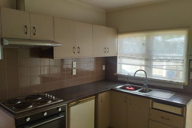 Photo of property in 1/15 Ballance Avenue, Papatoetoe, Auckland, 2104