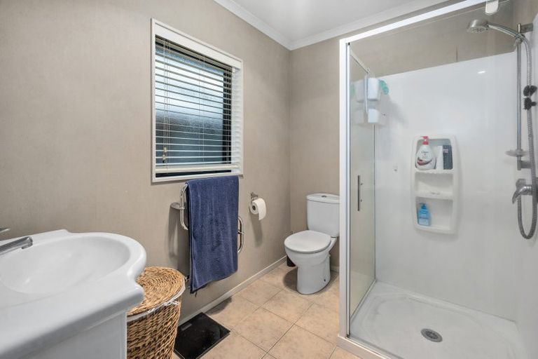 Photo of property in 5 Baxendale Drive, Matipo Heights, Rotorua, 3015