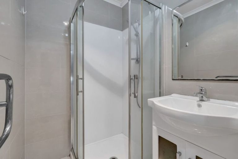 Photo of property in 14a Frederick Place, Whalers Gate, New Plymouth, 4310