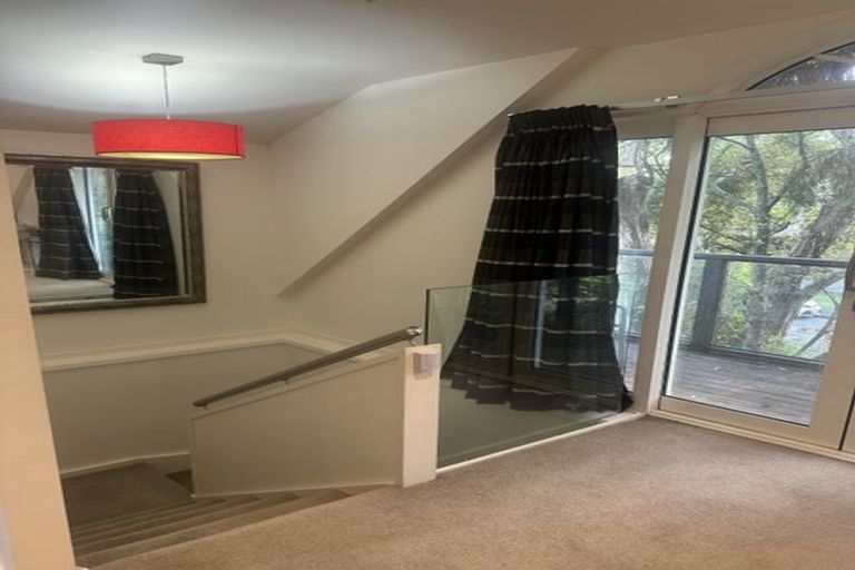 Photo of property in 532 South Titirangi Road, Titirangi, Auckland, 0604