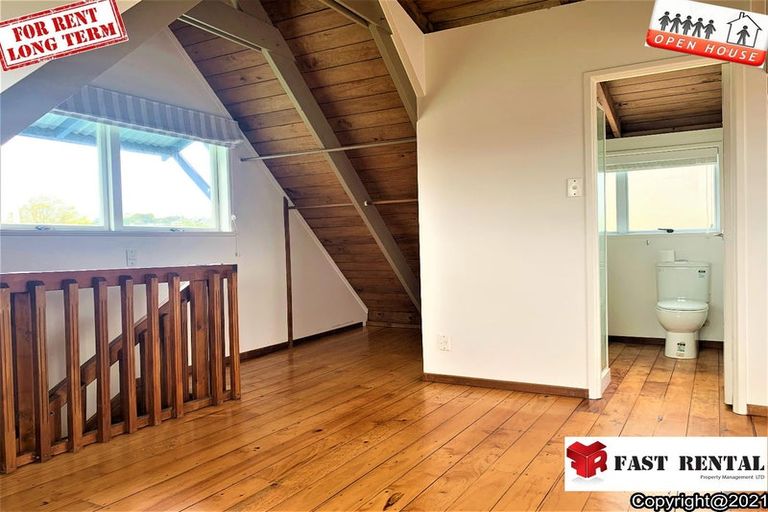 Photo of property in 83 Red Beach Road, Red Beach, 0932