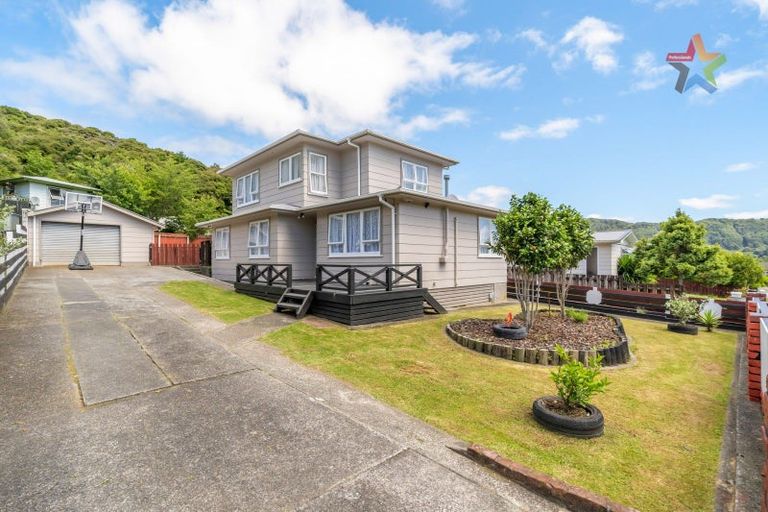Photo of property in 20 Manurewa Grove, Wainuiomata, Lower Hutt, 5014