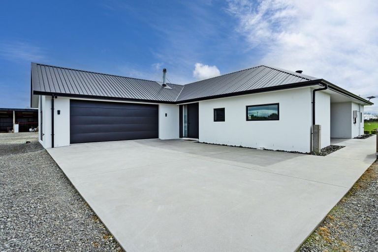 Photo of property in 60 Orion Road East, Makarewa, Invercargill, 9876