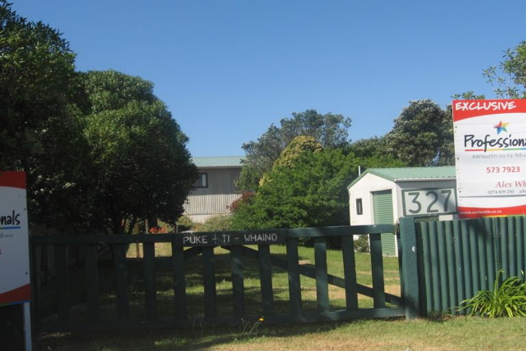 Photo of property in 327 Pukehina Parade, Pukehina, Te Puke, 3189