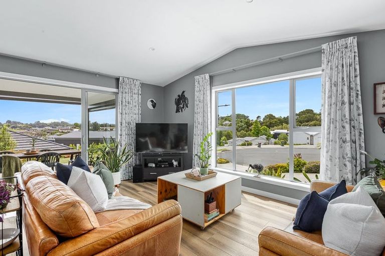 Photo of property in 15 Three Brothers Place, Warkworth, 0981