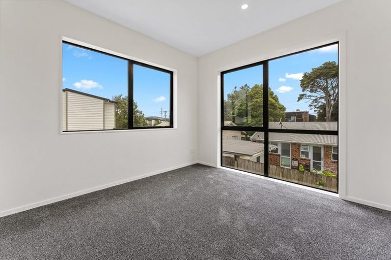 Photo of property in 133b Manuroa Road, Takanini, 2112