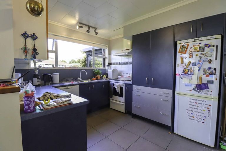 Photo of property in 31 Somerset Crescent, Highbury, Palmerston North, 4412
