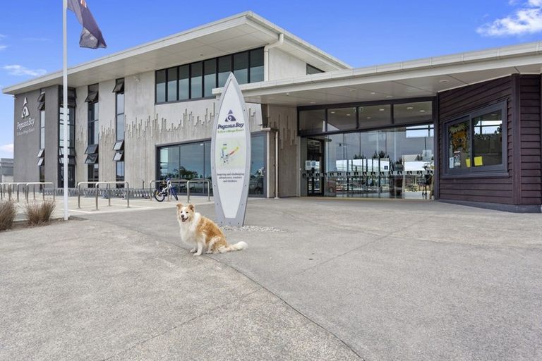 Photo of property in 9 Pahua Street, Pegasus, 7612