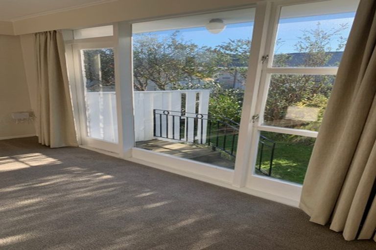 Photo of property in 378 Muritai Road, Eastbourne, Lower Hutt, 5013