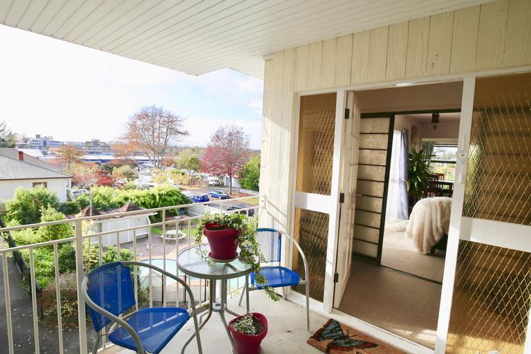 Photo of property in 10u9 Hunter Street, Hamilton Lake, Hamilton, 3204