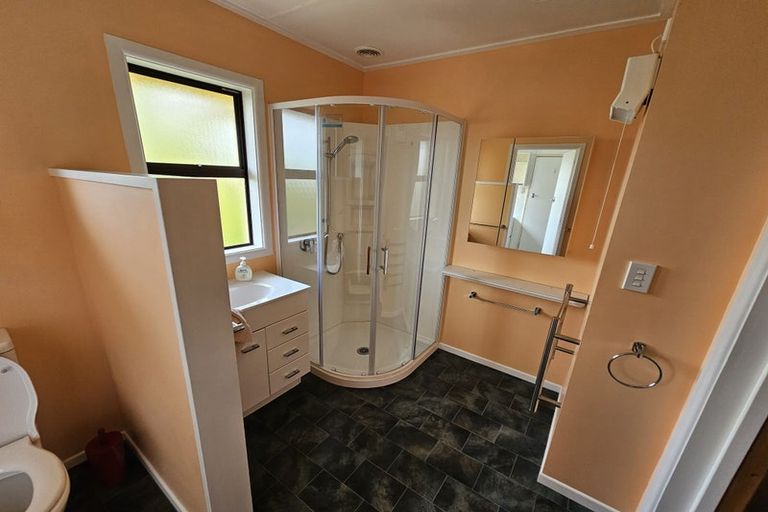 Photo of property in 66 Frances Street, Balclutha, 9230