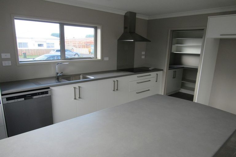 Photo of property in 15 Victoria Street, Hawera, 4610