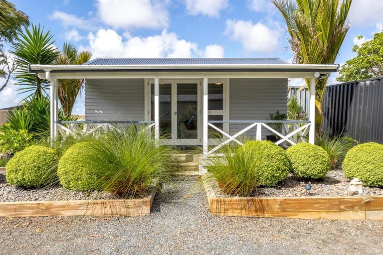 Photo of property in 603 Peak Road, Helensville, 0875