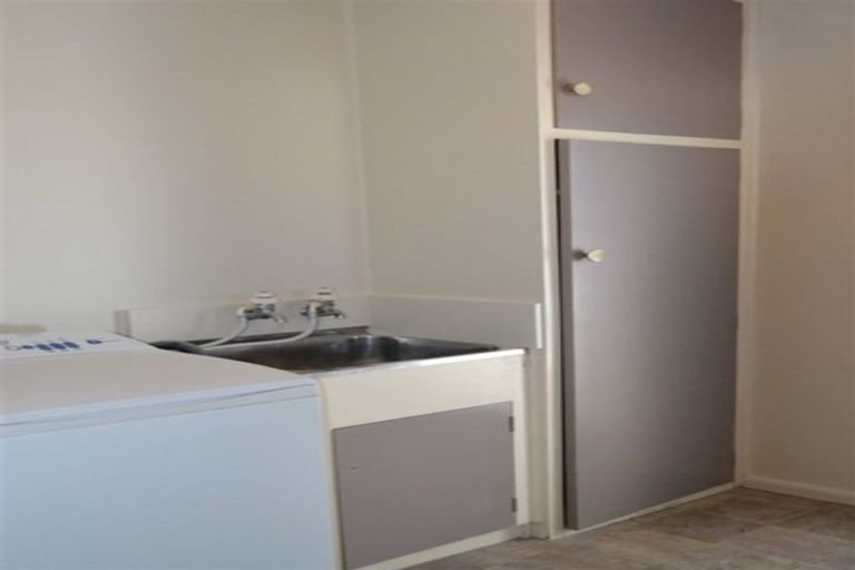 Photo of property in 6b Mcalpine Place, Rangiora, 7400