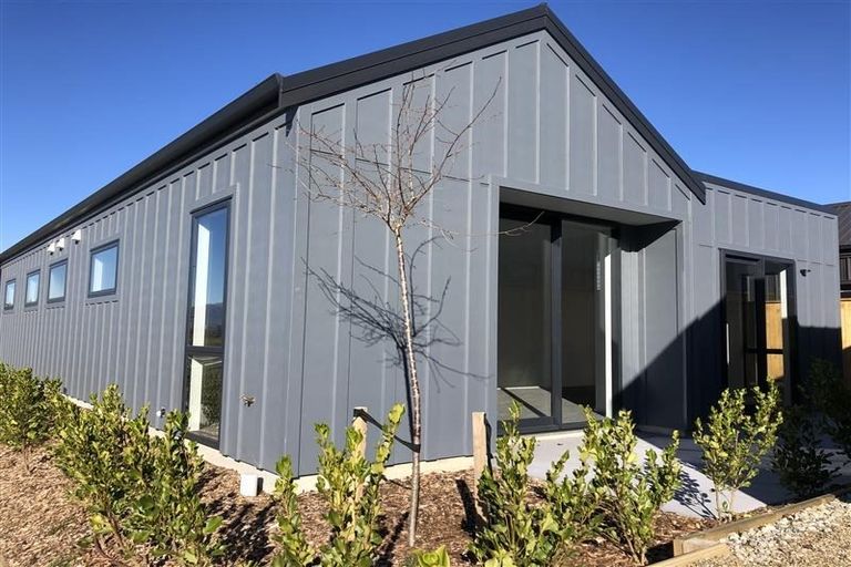 Photo of property in 9 Merivale Avenue, Wanaka, 9305