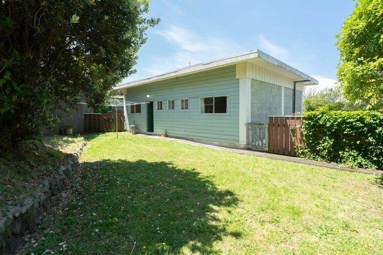 Photo of property in 29f2 Truscott Avenue, Johnsonville, Wellington, 6037