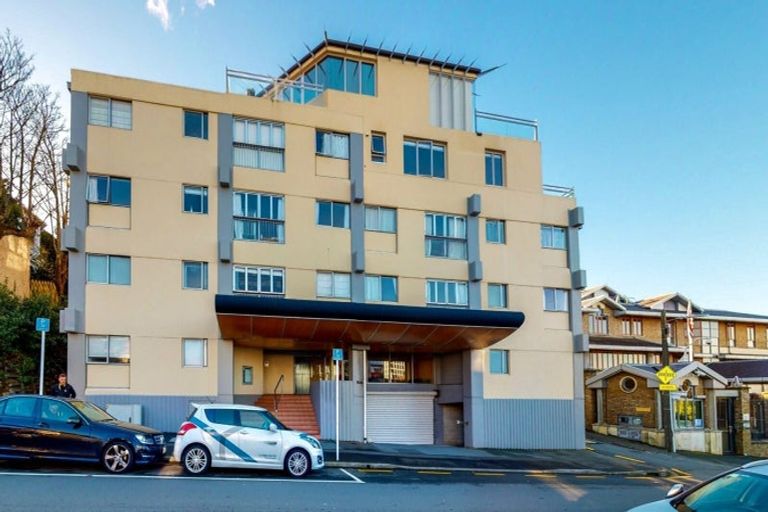 Photo of property in Capital Hill Apartments, 27/54 Hill Street, Thorndon, Wellington, 6011