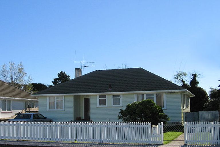 Photo of property in 7 Maire Street, Otaki, 5512