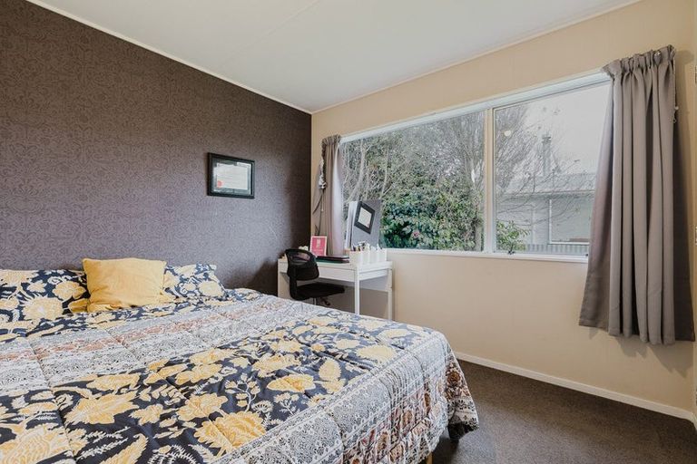 Photo of property in 15 Racecourse Road, Awapuni, Palmerston North, 4412