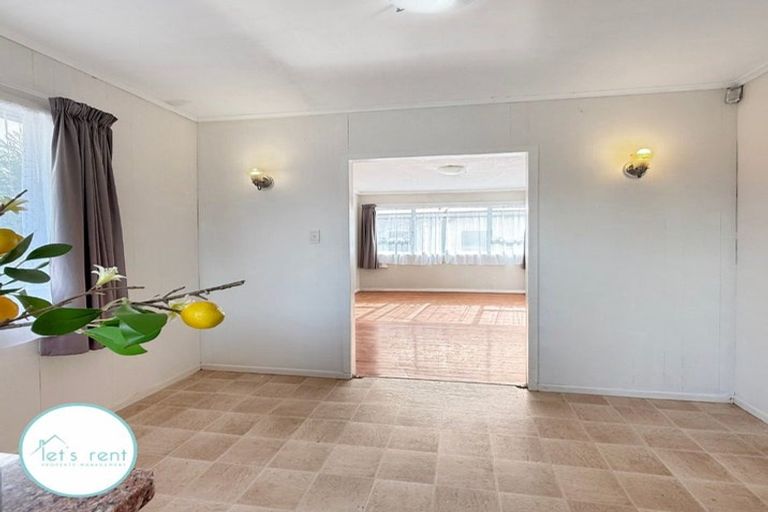 Photo of property in 27 Hyde Street, Manurewa East, Auckland, 2102