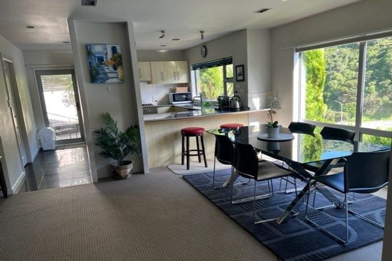 Photo of property in 17u2 Blackbridge Road, Wadestown, Wellington, 6012