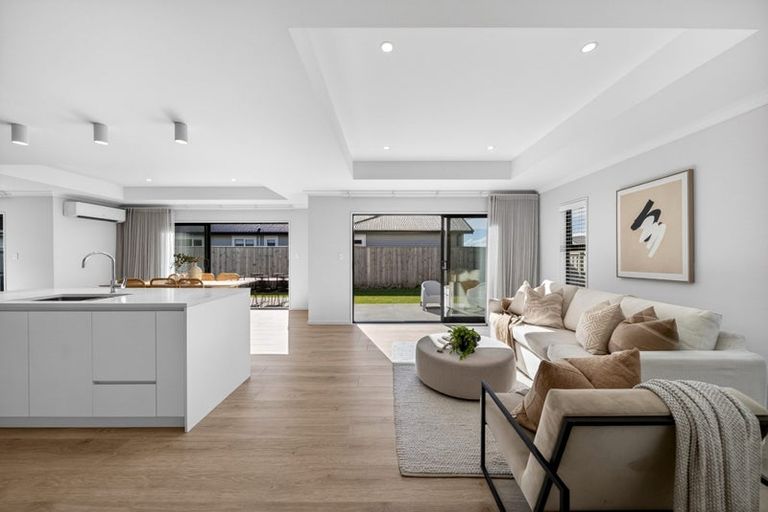 Photo of property in 49 Watkins Drive, Rangiora, 7400