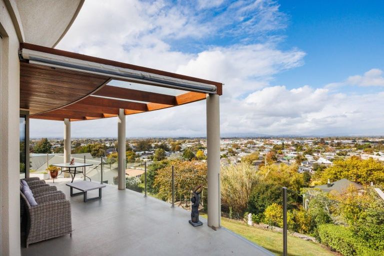 Photo of property in 18 Woodland Grove, Feilding, 4702