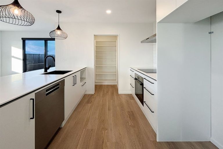 Photo of property in 22 Mcgarry Drive, Kaiapoi, 7630