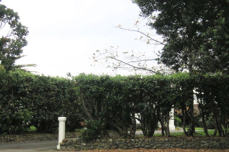 Photo of property in 11 Manly Street, Paraparaumu Beach, Paraparaumu, 5032