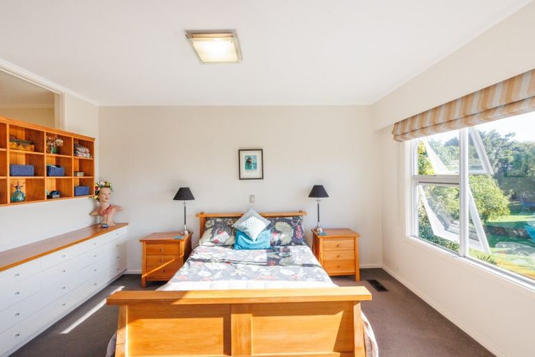 Photo of property in 15 Mountain View Road, Fitzherbert, Palmerston North, 4410