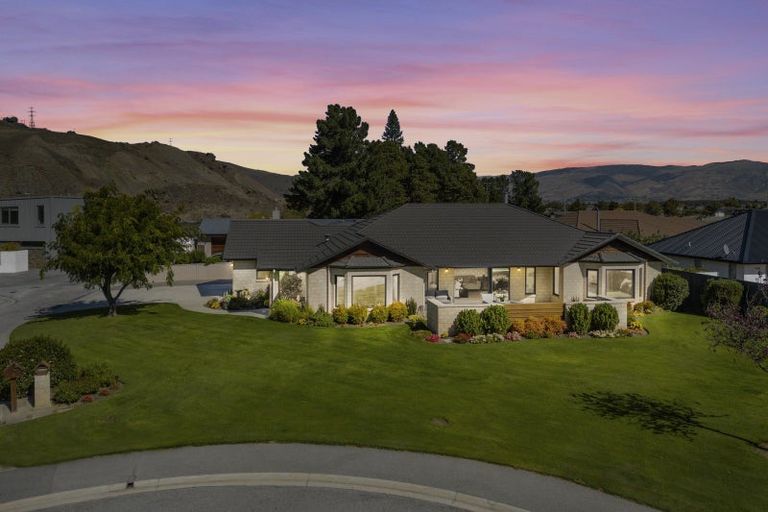 Photo of property in 1 Mitchell Place, Cromwell, 9310