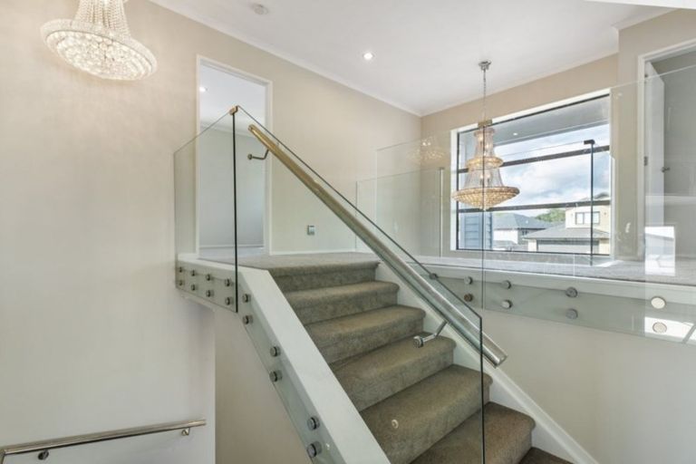 Photo of property in 8 Sauvignon Avenue, Ranui, Auckland, 0612