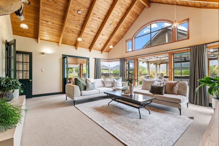 Photo of property in 28 Kaipara Flats Road, Dome Forest, Warkworth, 0981