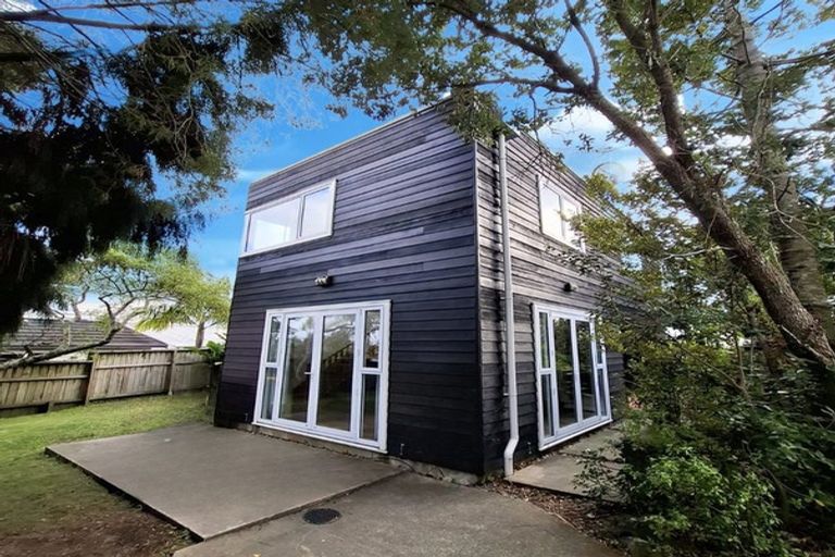 Photo of property in 1/38 Ngataringa Road, Devonport, Auckland, 0624
