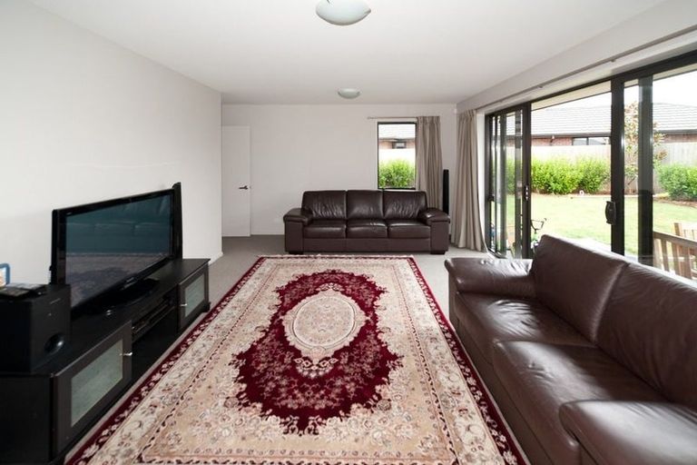 Photo of property in 1 Duggan Close, Rolleston, 7614