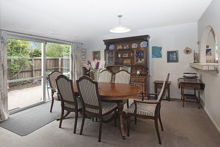 Photo of property in 7 Brigadoon Place, Avonhead, Christchurch, 8042