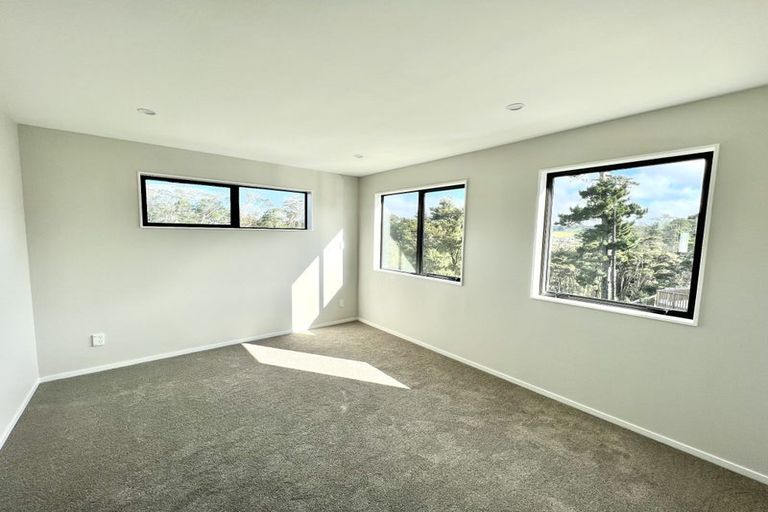 Photo of property in 26 Kaimai Avenue, Massey, Auckland, 0614