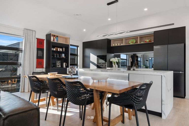 Photo of property in 8 Mccahon Drive, Rangiora, 7400