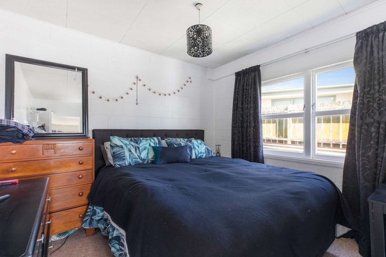 Photo of property in 2a Redwood Drive, Massey, Auckland, 0614