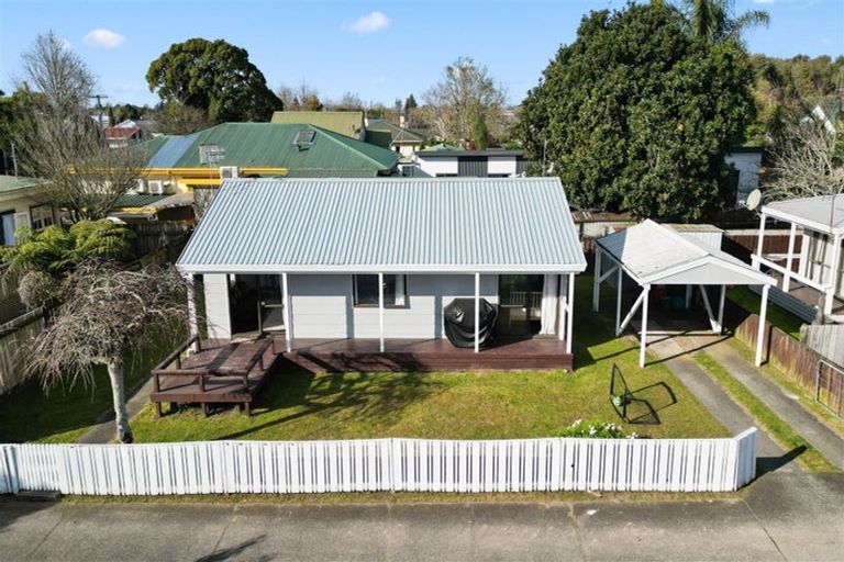 Photo of property in 10b Claude Street, Fairfield, Hamilton, 3214