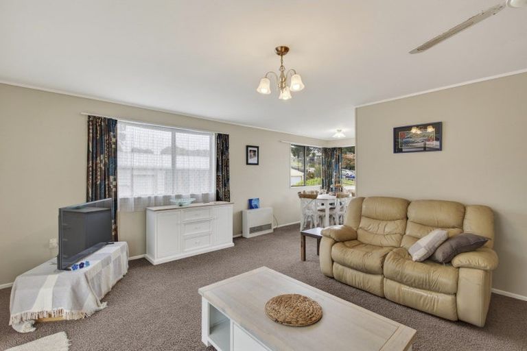 Photo of property in 42 Norwich Avenue, Spotswood, New Plymouth, 4310
