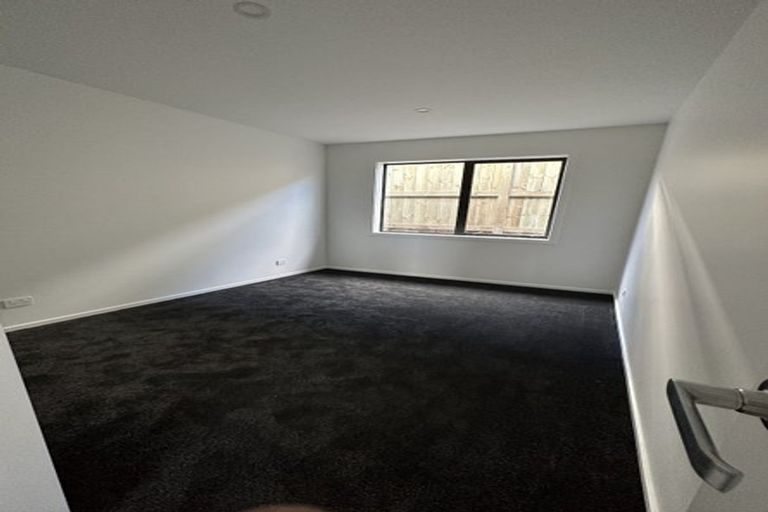 Photo of property in 98 Jack Hanley Drive, Jacks Point, Queenstown, 9371