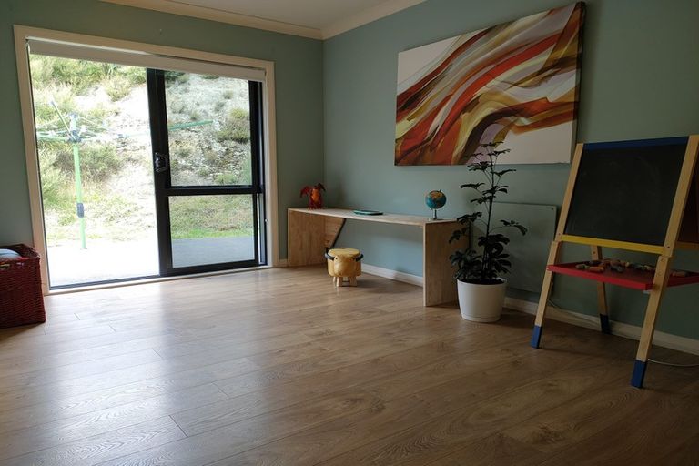 Photo of property in 499 South Makara Road, Makara, Karori, 6972