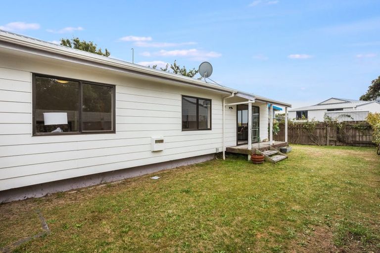 Photo of property in 115a Makarini Street, Paraparaumu, 5032