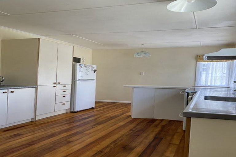 Photo of property in 22 Hay Street, Wainuiomata, Lower Hutt, 5014