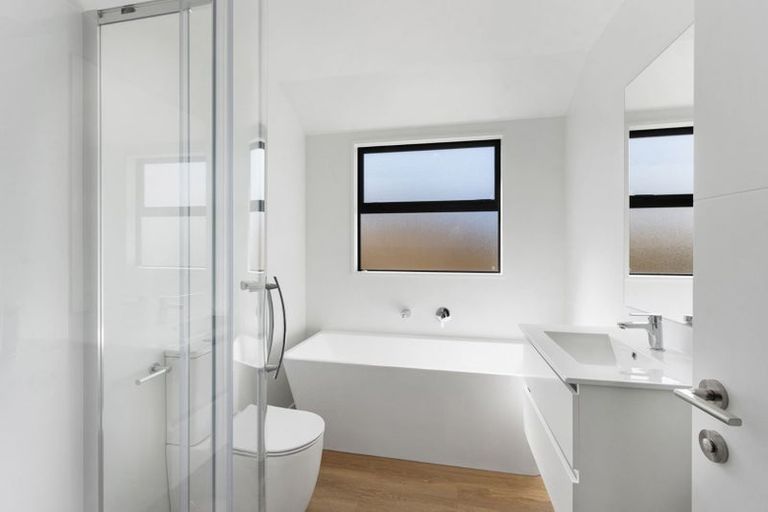 Photo of property in 17 Longore Way, Rolleston, 7614