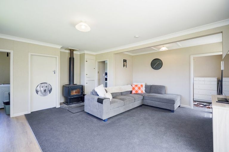 Photo of property in 18 Irvine Street, Wallacetown, 9816