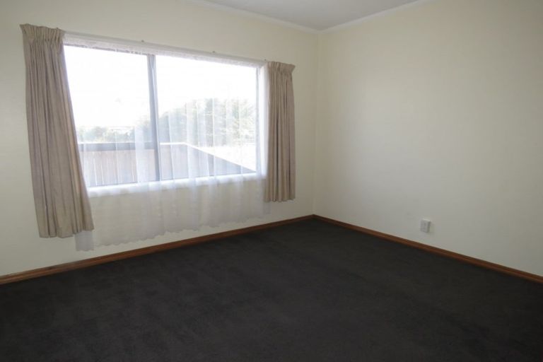 Photo of property in 124 Russell Street, Westport, 7825